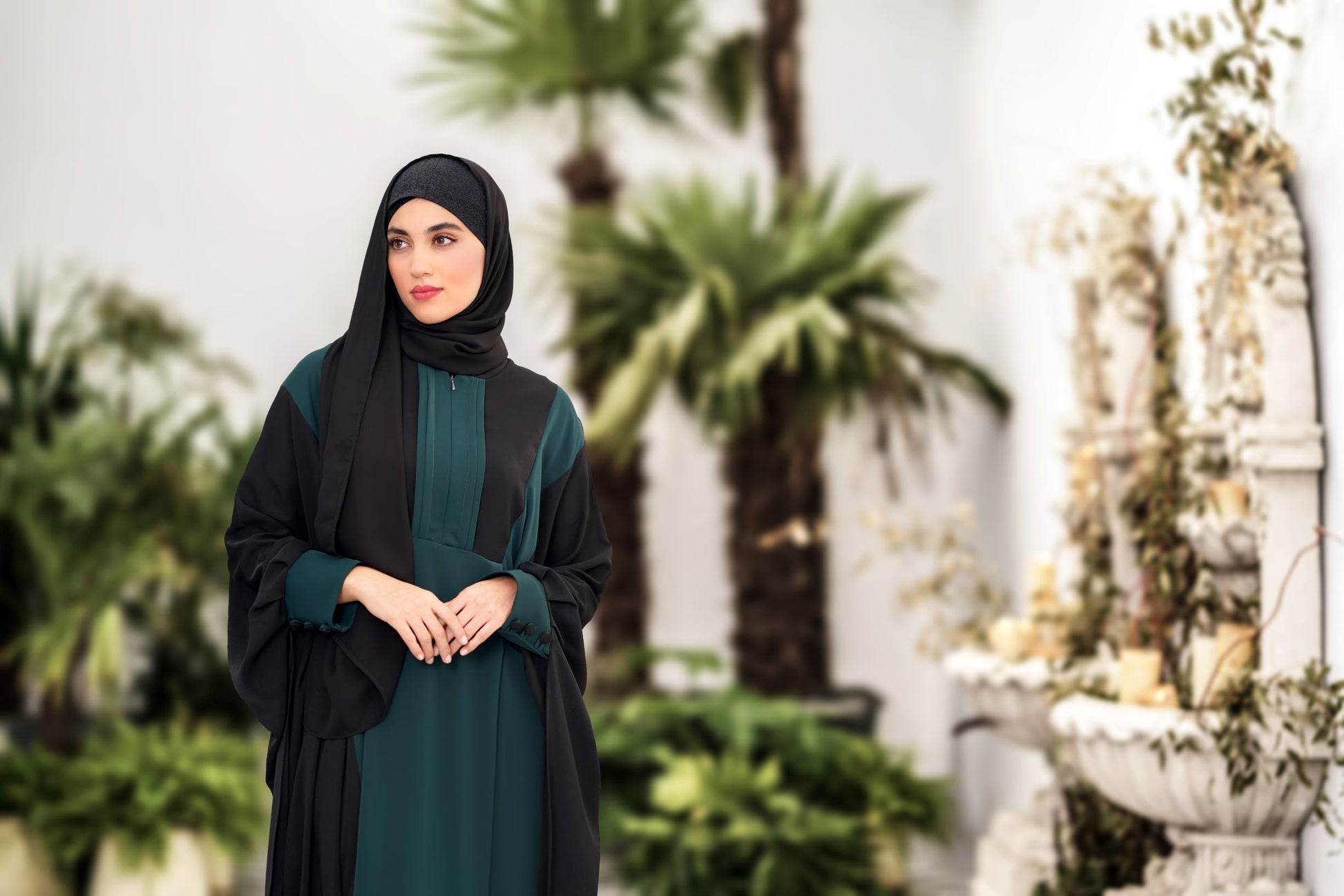 ATEFEH MANTEUAX ABAYA GREEN